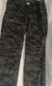 Duluth Trading Cargohose Damen 18x33* Camouflage Curvesetter Bund Stretch - Bild 1 von 5