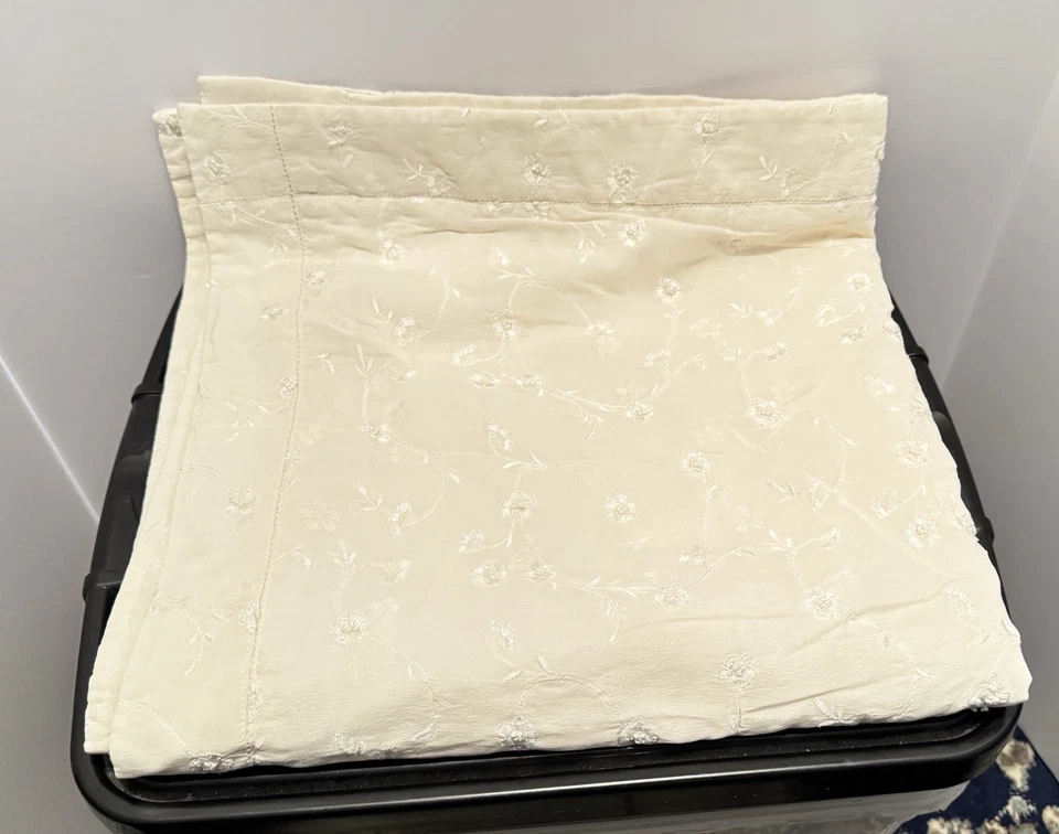 Ralph Lauren Whitehall Silk Cream Jacquard  Embroidery Pillow Sham 28” & Pillow! - Image 1 of 4