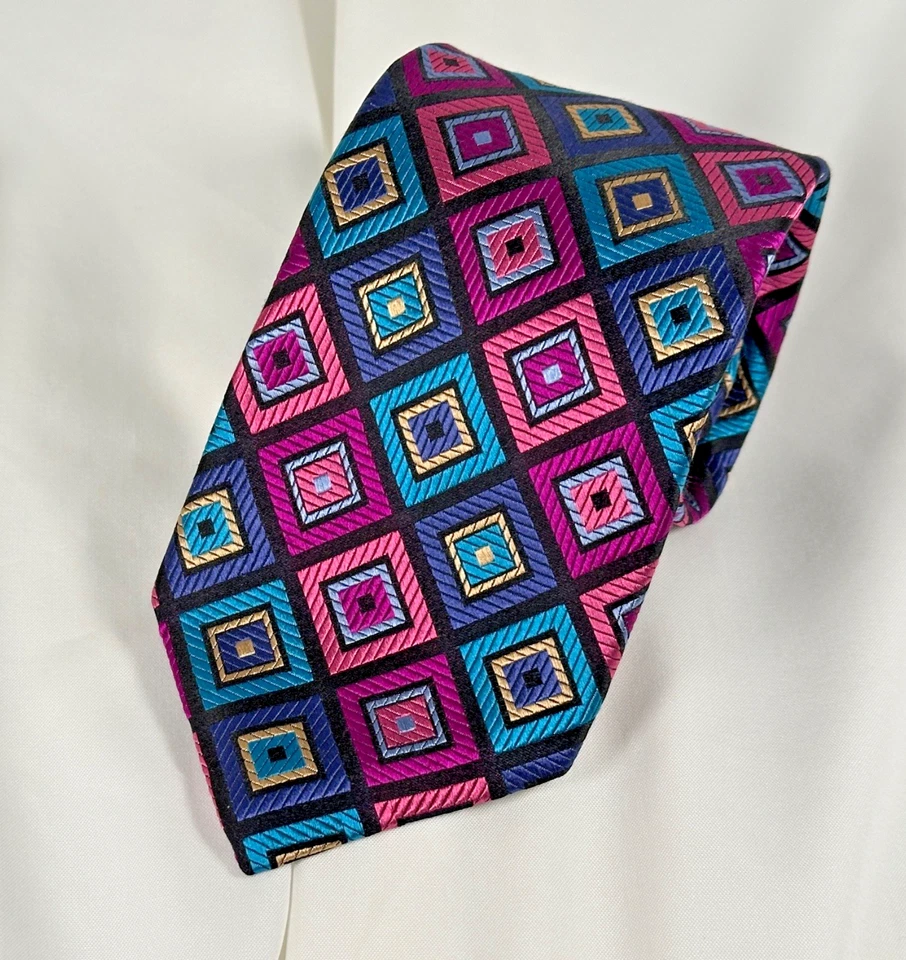 Corbata Robert Talbott Best Of Class Rosa Seda Carnaval 3 5/8 x 60 Foto 1 de 4