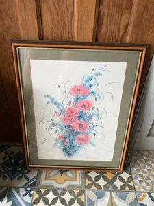 Colgantes de pared con estampado enmarcado de amapolas de campo Christopher Scales - Imagen 1 de 6
