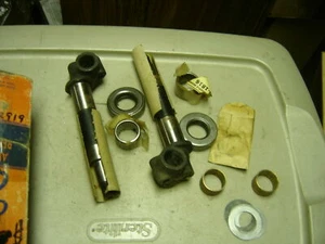 Studebaker Champion 1941-1946 NOSR King Pin Set S367 Kingpin - Picture 1 of 2