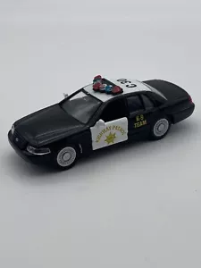 Maisto Ford Crown Victoria Highway Patrol K-9 Road & Track Diecast 1/44 scale - Picture 1 of 7