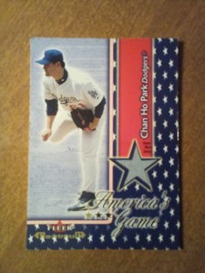 2002 Fleer Chan Ho Park Game worn Jersey card.America Game.NM+.
