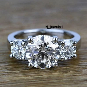 Three Moissanite Round Engagement Ring 925 Silver Ring Natural Moissanite Ring - Picture 1 of 4