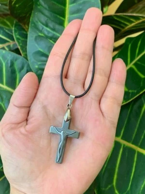 Colgante Cruz Hematita en Cuero Negro Cordón Collar Fe Religiosa Cristiana Foto 1 de 4