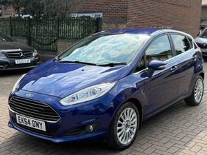 2014 Ford Fiesta 1.6 Titanium 5dr Automatic Hatchback Petrol Automatic - Picture 1 of 19