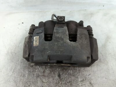 Pinza de freno derecha pasajero delantero Dodge Ram 1500 Z7X0Q Foto 1 de 4