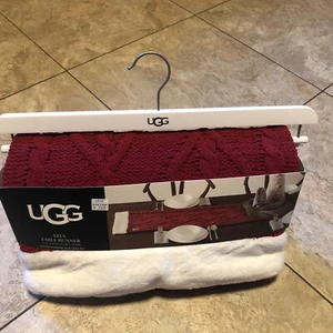 UGG LITA TISCHLÄUFER HERBSTROT NEU MIT ETIKETT 90 X 14 ZOLL - Bild 1 von 4