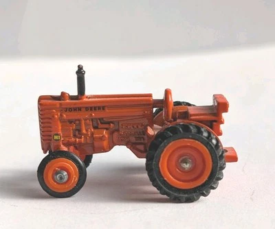 Ertl John Deere MI TractorDie Cast Collectible Orange 0216G s# - Image 1 of 4