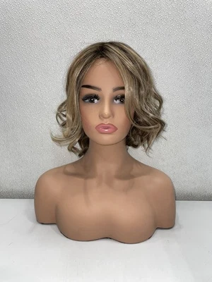 Peluca de pelo Elle Wille Stella mono parte alto calor corte capas cortas, beige multi Foto 1 de 4