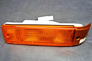 Subaru 700 (2WD & 4WD Van) Left Hand Front Indicator Lamp Pt. No. 784441410 - Picture 1 of 4