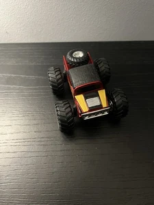 2012 Marvel Iron Man Monster Truck Flippable - Picture 1 of 7