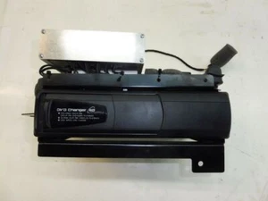 CD-Wechsler 6-Fach mit Halterung, Mit TV Tuner PHAETON (3D_) 3.0 V6 TDI 4MOTION - Bild 1 von 7