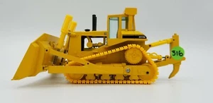 Caterpillar D11N Impact Ripper Launch Edition Conrad 1:50 Model #2854 - Picture 1 of 8