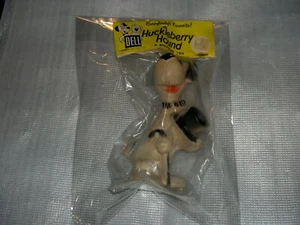 VINTAGE DELL HANNA BARBARA HUCKLEBERRY HOUND VINYL PLASTIC SQUEEZE TOY SEALED - Picture 1 of 10
