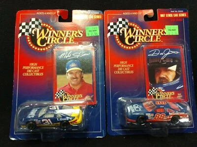 Mike Skinner Dale Jarrett escala 1/64 nuevo en caja ediciones 1997 fuera de existencia círculo de ganadores Foto 1 de 4