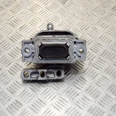 VW SCIROCCO MK3 Support moteur côté droit 1K0199262CN 2.0Diesel 103kw 2013 - Photo 1/4