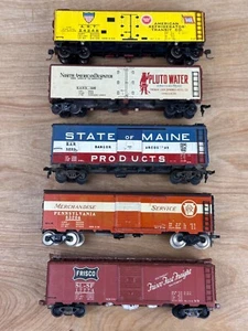 Lot 5 Vintage Ho Scale Refrigerator, State Main, Pluto Water, Reefer All RTR - Picture 1 of 24