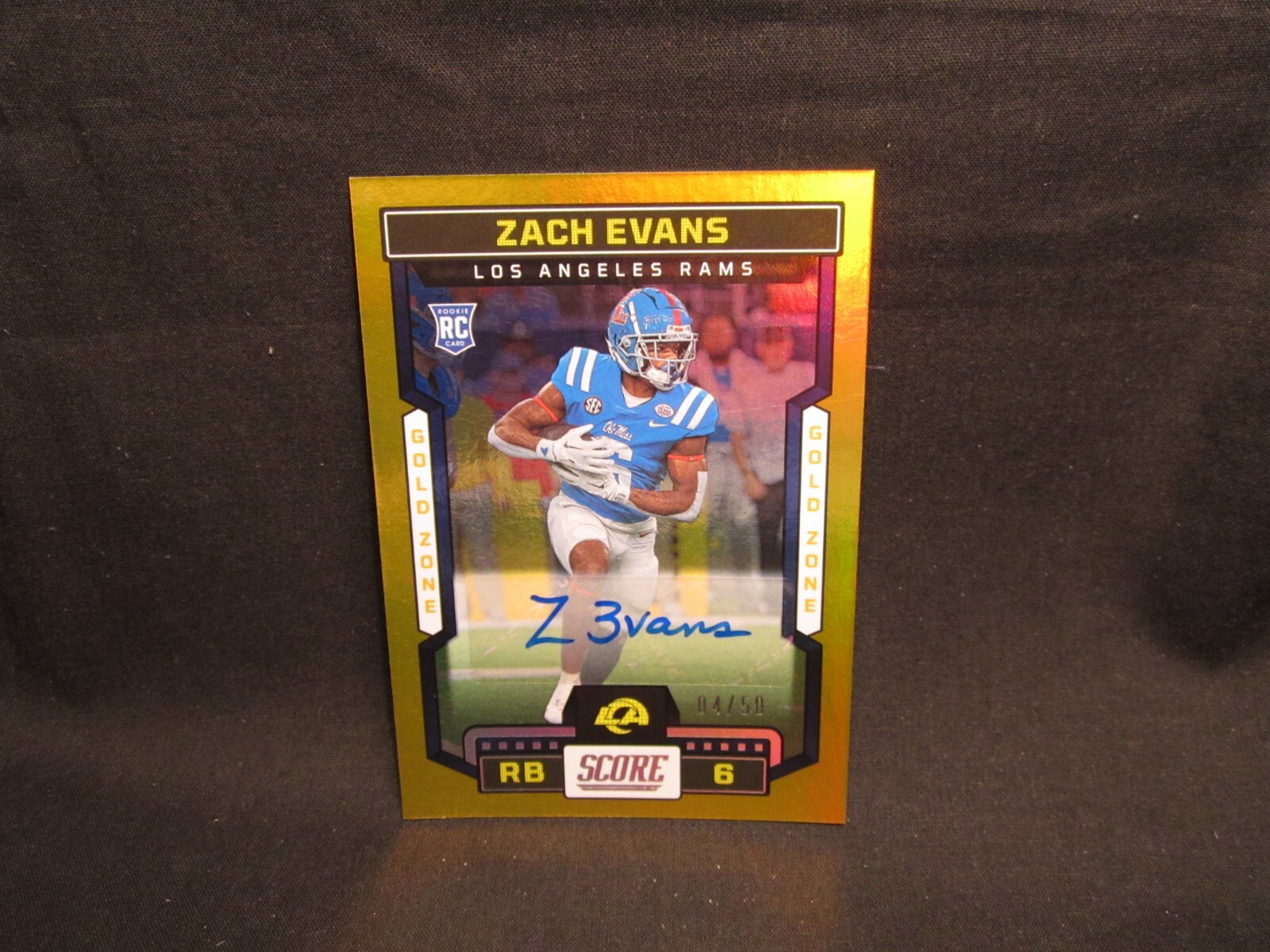 2023 Panini SCORE Gold Zone Zach Evans Auto RC #319 NM 04/50 LA Rams