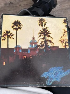 Eagles Hotel California Inner Sleeve & Records LP - Picture 1 of 11