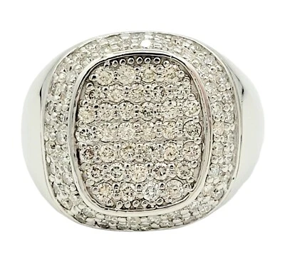 戒指 14K 白金圆形钻石 Pavé 大号鸡尾酒簇带钻石光环 — 第 1/4 张图片