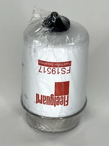 Fleetguard FS19517 Fuel Water Separator - NEW - Picture 1 of 3