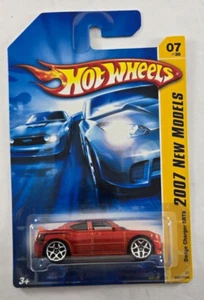 2007 Hot Wheels NEW MODELS Dodge Charger SRT8 Red - Picture 1 of 6