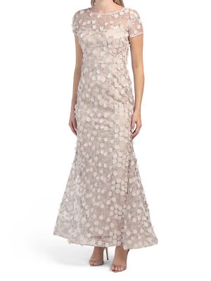 Vestido de tul manga cápsula cuello ilusión apliques florales 3D Xscape 4698 talla 8 rubor Foto 1 de 2