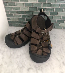 KEEN Waterproof Shoes Kids Size 1 Brown Black Hiking Sandals - Picture 1 of 12