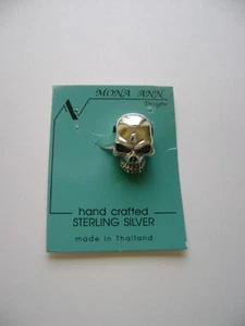 Sterling Silver Medium 3D Skull Pendant New - Picture 1 of 4