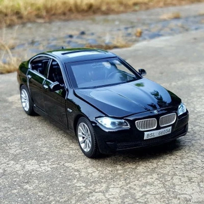 1:32 BMW 5 Series 535i Alloy Car Model Diecast Metal Toy Vehicle Collection Gift - Image 1 of 4