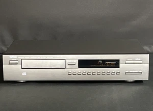 Yamaha CDX-390 Reproductor de CD Hi-Fi Estéreo Separado Plateado - Reparado Nuevo Cinturón - Imagen 1 de 11