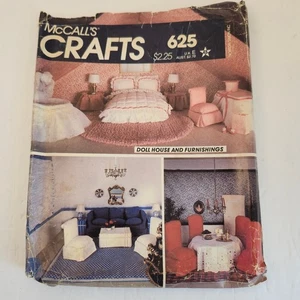 Casa de muñecas y muebles McCall's Crafts Pattern 625 vintage 1979 artesanía sin cortar - Imagen 1 de 6