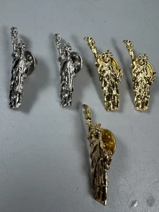 Menge 5 Freiheitsstatue Anstecknadeln - Gold & Silberfarben, 1,5", USA Souvenir - Bild 1 von 6