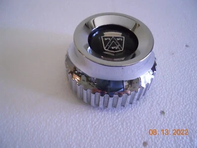 Ford Custom 500 Galaxie 1965 nuevo de Lote Antiguo Cresta Negra Luz Trasera Moldura Central Foto 1 de 4