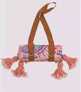 Tigerlily Wandering Folk Gypsy Bohemian Carry Picnic Blanket Tassels RRP $190 - Picture 1 of 24