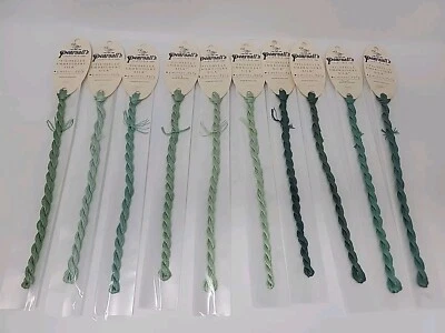 Pearsall's Filoselle Embroidery Silk Floss 4m 6 Ply MADE ENGLAND Vintage Green I - Image 1 of 4