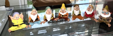 Vintage Disney Simba Toys Snow White's  7 Seven Dwarfs Figures xpb Cover