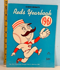 1961 Cincinnati Reds Baseball Yearbook w/Mr. Red on Cover NM