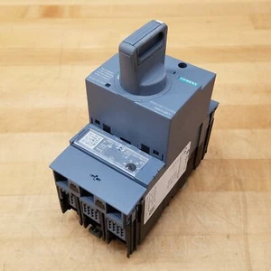 Siemens 3VA5120-6EC31-0AA0 Molded Case Circuit Breaker, 20A, 3P CRACKED - USED - Picture 1 of 10