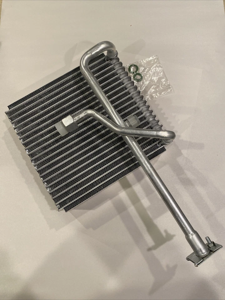 КОМПРЕССОР РАБОТАЕТ 44054 сердечник испарителя для 01-03 Mazda Protege Protege5 - Изображение 1 из 4