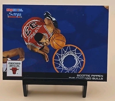1993-94 NBA Hoops - Scoops Scottie Pippen #HS4 - Image 1 of 2