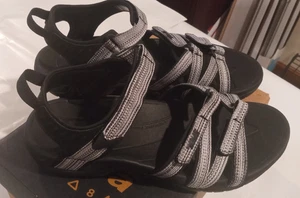 TEVA TIRRA BLACK/ WHITE STRAPPY SPORTY HIKING SANDALS WOMEN US 9 STYLE 4266-BWML - Picture 1 of 5
