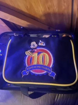Bolsa de intercambio de prendedores Disney - 10 años aniversario Foto 1 de 4