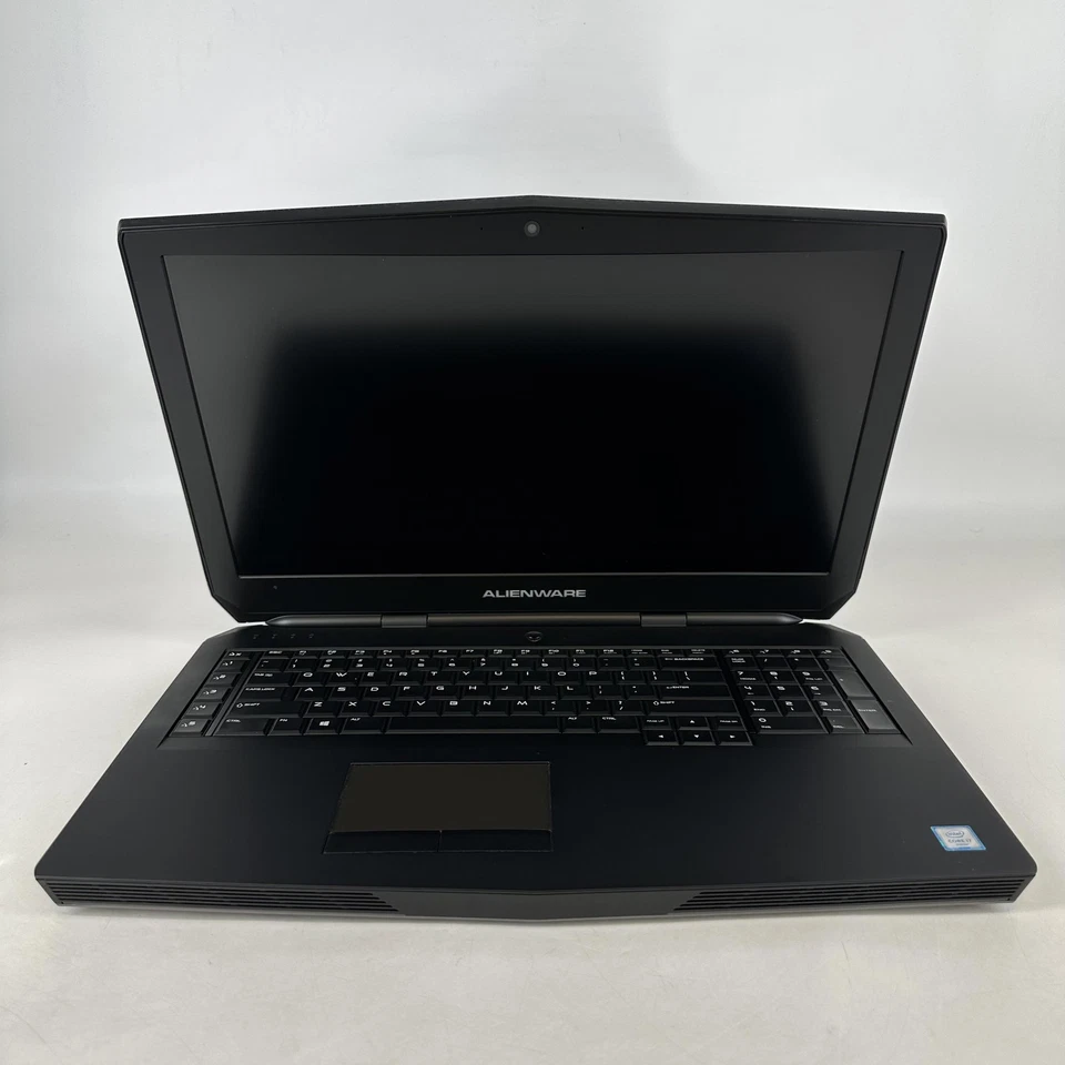 Dell Alienware 17 R3 4K i7-6820HK 8GB 1TB SSD/1TB HDD GTX 980M- MINOR GREEN TINT - Image 1 of 4