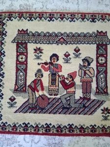 22" X 24" Wool Carpet/wall hanging MOLDOVA Vintage Musicians pattern. - Picture 1 of 19