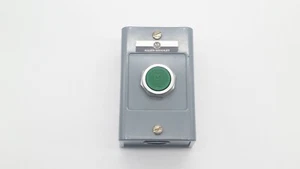 Allen-Bradley 800H-1HB Heavy Duty Pushbutton - Picture 1 of 6