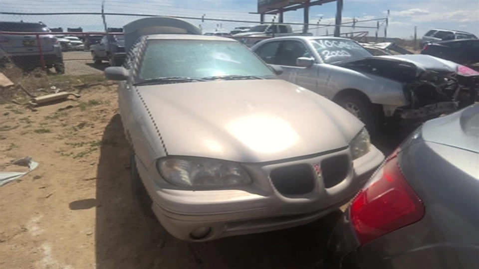 Used Loaded Beam Axle fits: 1998 Pontiac Grand am ride and handling suspension s Foto 1 de 4