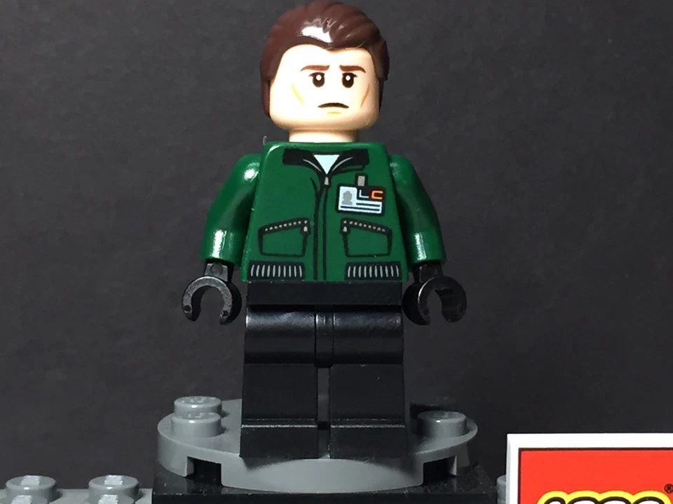 LEGO Minifig Super Hero LexCorp Henchman 1 SH224