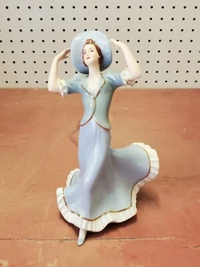 Vintage Royal Dux Porcelain Dancing Lady Figurine Baby Blue Dress & Hat 8 3/4" - Picture 1 of 12